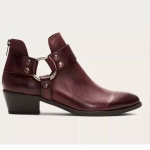 GUC: Frye Women’s Ray Harness Back Zip Bootie in Burgundy, size 8